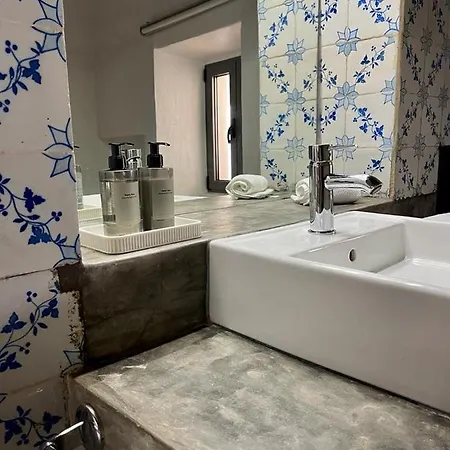 New! Algarve Hideaway Villa *