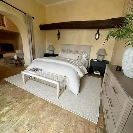 New! Algarve Hideaway Villa Loulé